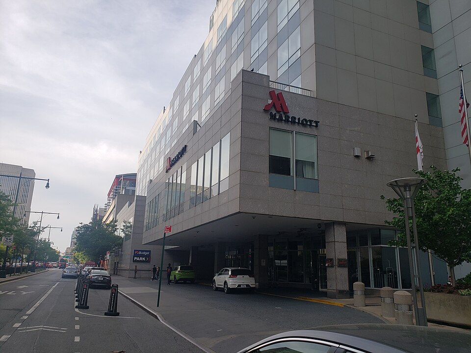 New York Marriott at the Brooklyn Bridge